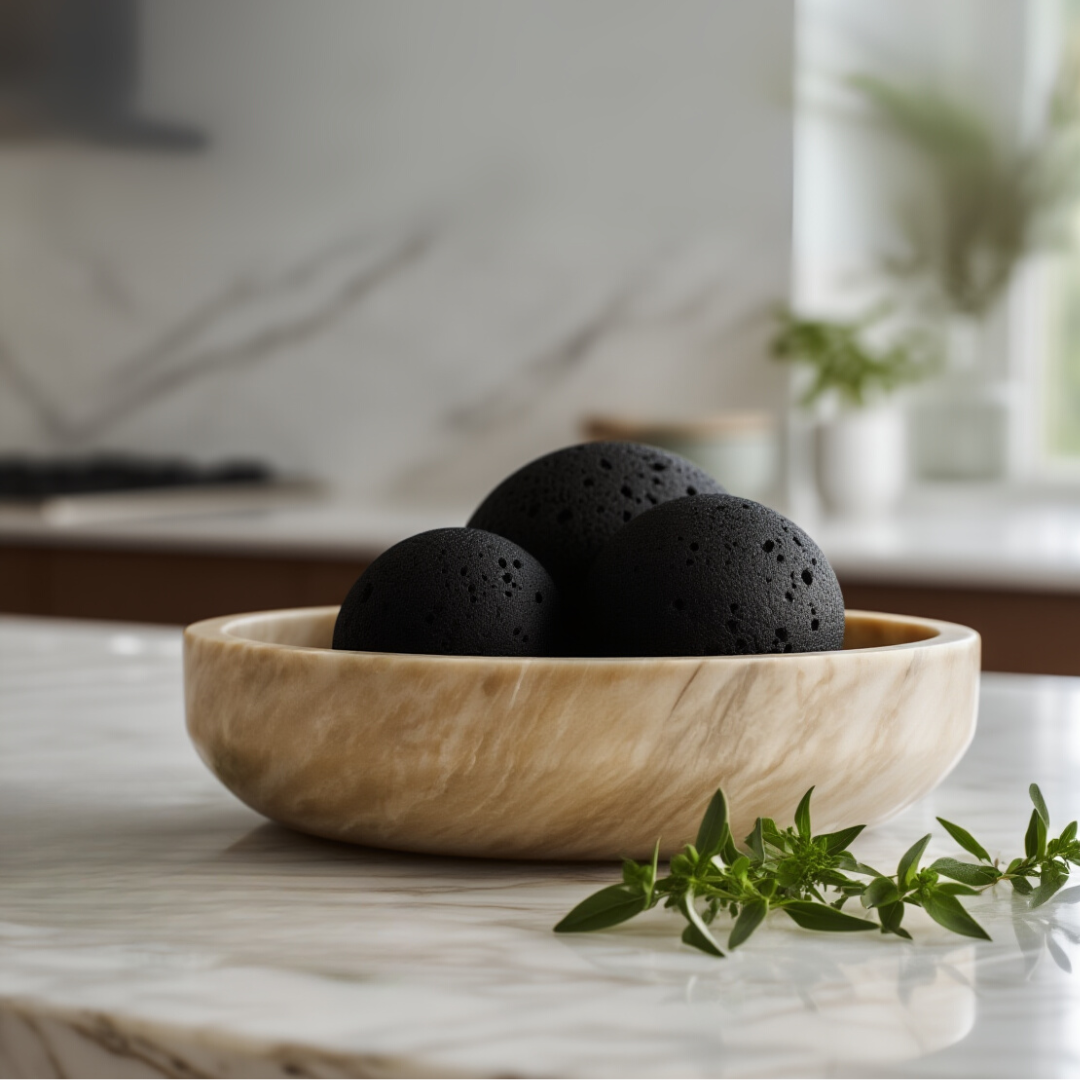 Tijdloze Marmeren Bol – Massieve Steen Decoratieve Sfeer