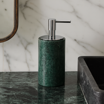 Luxe marmeren lotionfles – massief steen met metalen pomp