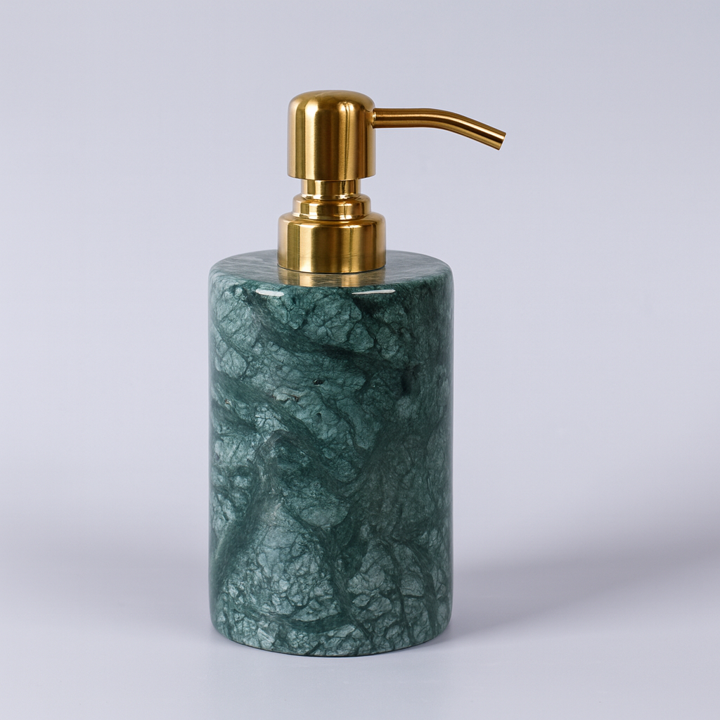 Emerald Vein ronde marmeren zeepdispenser – massief steen met gouden metalen pomp (1kg)