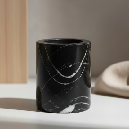 Solenne marmeren opbergbeker – massief stenen organizer